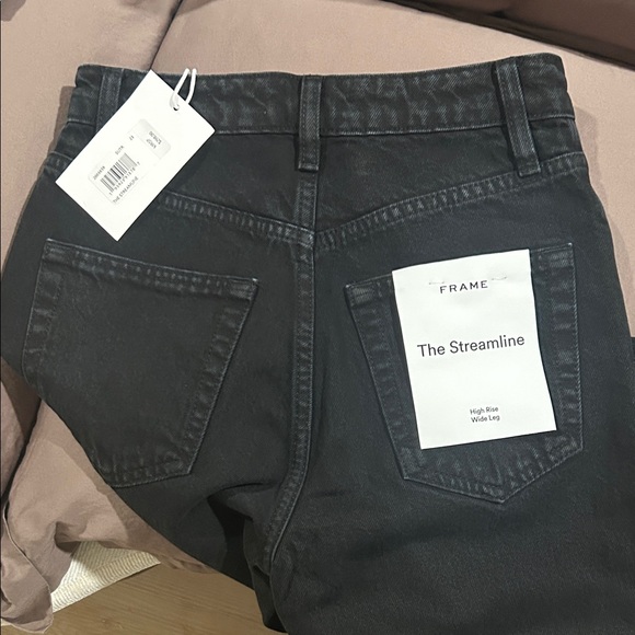 FRAME RIGID DENIM | HIGH RISE
WIDE | FULL LENGTH JEANS - Picture 5 of 5